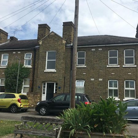 ホテルHeathfield Sq ロンドン エクステリア 写真