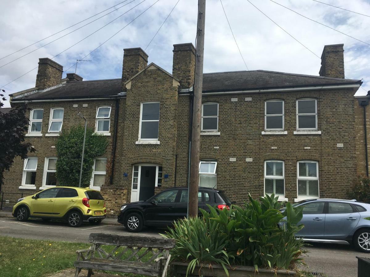 ホテルHeathfield Sq ロンドン エクステリア 写真
